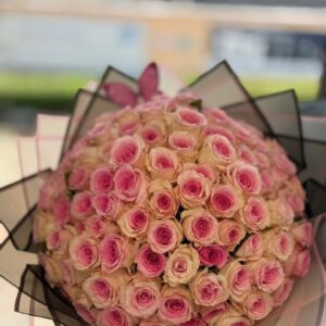 Birthday flowers in Lekki